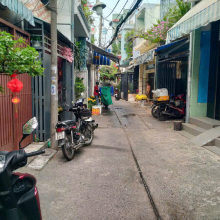 BÁN NHÀ GẦN ĐƯỜNG LŨY BÁN BÍCH, TÂN PHÚ – HXH, 40m2, 2 tầng, 4 tỷ TL