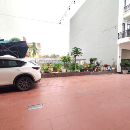 Bán đất ngõ 739 Nguyễn Văn Linh, 70m, ngõ 8m, Giá 3.85 tỉ, hướng Đông Nam