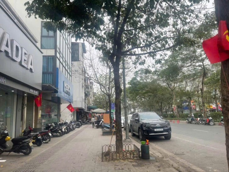 Bán nhà mặt phố Ô Chợ Dừa – Hoàng Cầu, vỉa hè 6m hai mặt phố trước và sau đều kinh doanh khủng