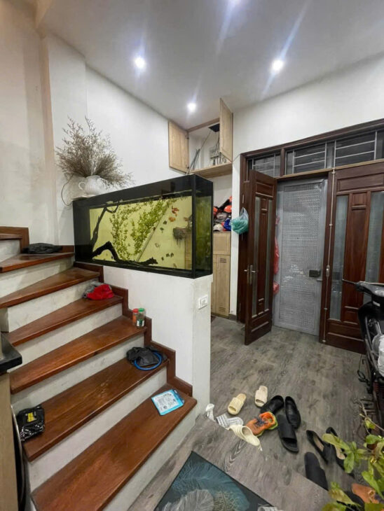 Sốc quá ! chỉ 110 tr/m2 có nhà mới 5 tầng ở Nguyễn Đức Cảnh