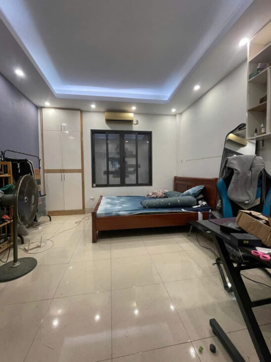 Sốc quá ! chỉ 110 tr/m2 có nhà mới 5 tầng ở Nguyễn Đức Cảnh