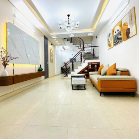 Nhà mặt ngõ Thiên Lôi thẳng tắp, 45m 3 tầng, Giá 2.96 tỉ, gần AEON