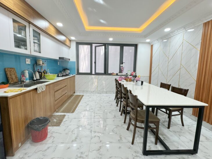 NHÀ BÁN CÓ THANG MÁY ĐƯỜNG LÊ ĐỨC THỌ, ĐƯỜNG 6M, FULL NỘI THẤT