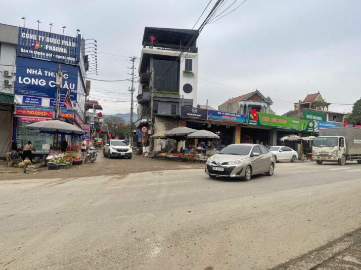 Lô đất tiềm năng ngay gần chợ kinh doanh sầm uất giá chỉ hơn 1 tỉ tại xóm Bến- Tốt Động.