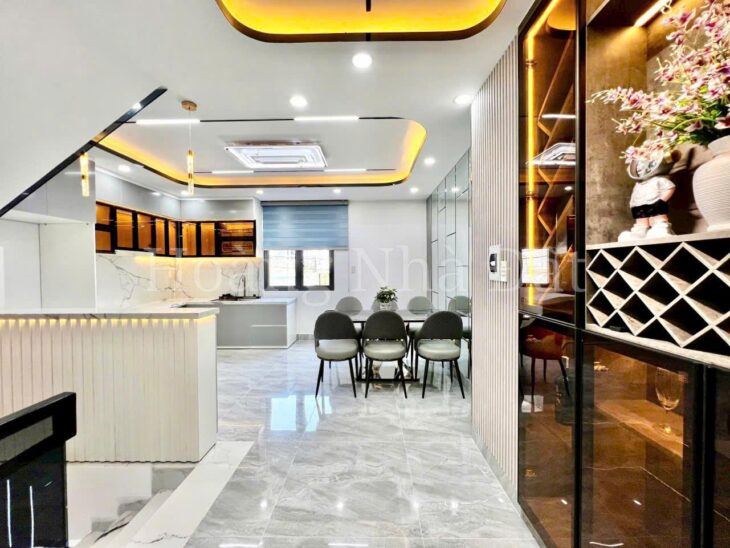 Nhà phố mới, nội thất đẹp HXH Huỳnh Tấn Phát, 5 tầng, 6.6 tỷ