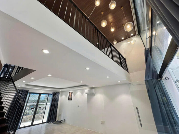 BÁN NHÀ CỰC ĐẸP PHÚ NHUẬN,SỔ HỒNG RIÊNG,2 MẶT TIỀN XE HƠI, DT 5,6x9m – GIÁ CHỈ 13,5 TỶ