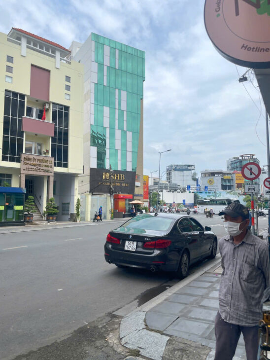 BÁN NHÀ CỰC ĐẸP PHÚ NHUẬN,SỔ HỒNG RIÊNG,2 MẶT TIỀN XE HƠI, DT 5,6x9m – GIÁ CHỈ 13,5 TỶ