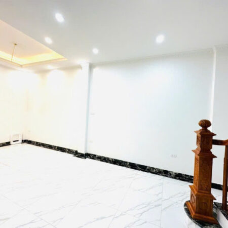 SIÊU PHẨM- BÁN GẤP CĂN NHÀ 5 TẦNG 54M – THƯỢNG THANH- LONG BIÊN- NHÀ MỚI KOONG- GẦN Ô TÔ GIÁ NHỈNH