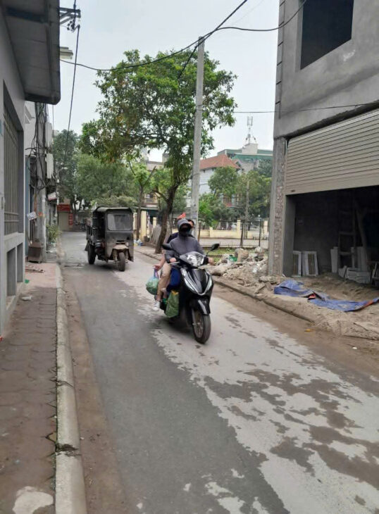 ĐẤT RẺ HIẾM THÂY GIANG BIÊN LONG BIÊN -ĐƯỜNG THÔNG – 0T0 ĐÔ ĐẤT VUÔNG VẮN ĐẸP -NHỈNH 3 TỶ