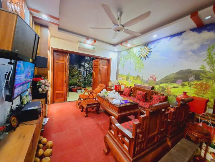 KHU PHÂN LÔ CÁN BỘ – Ô TÔ ĐỖ CỬA NGÀY ĐÊM – KINH DOANH HOẶC Ở ĐỀU ĐẸP LUNG LINH – NHÀ 2 THOÁNG VĨNH