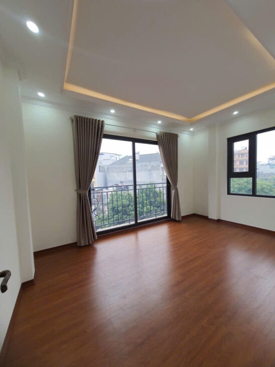 LÔ GÓC 2 THOÁNG – THÔNG KINH DOANH – GARA Ô TÔ – THANG MÁY