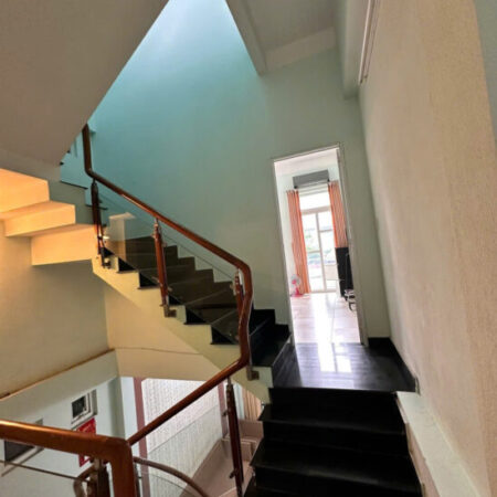 ♥ Nhà kiệt 5m sát MT Nguyễn Hữu Thọ, gần Duy Tân, 56m2, 3 tầng đúc cứng, sạch đẹp, 5.1 tỷ