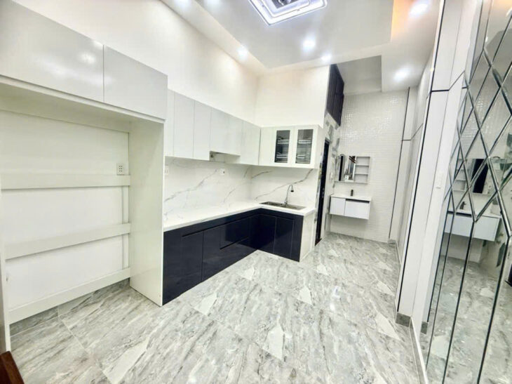 NHÀ MỚI 4 TẦNG – HẺM XE HƠI TRÁNH – KHU DÂN CƯ HIỆN HỮU – GIÁ CHỈ NHỈNH 3 TỶ!