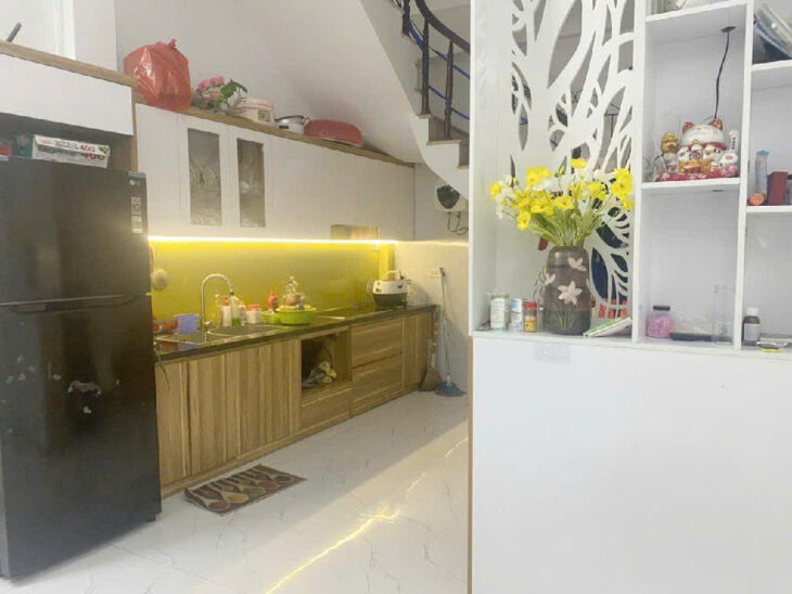 NHÀ ĐẸP ĐỊNH CÔNG Ở NGAY – Ô TÔ QUA CỔNG – TRUNG TÂM HOÀNG MAI