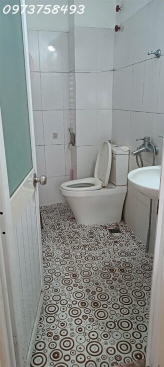Chính chủ cho thuê tầng 3, 4 tại Số 1 Ngõ 61 Phan Kế Bính Phường Cống Vị Ba Đình HN.