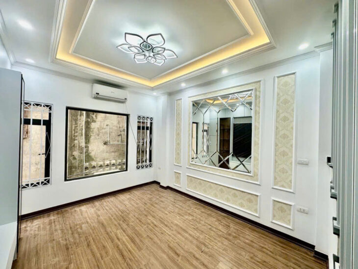 BÁN NHÀ PHAN ĐÌNH GIÓT 5 TẦNG — Ở LUÔN – 8.95 TỶ