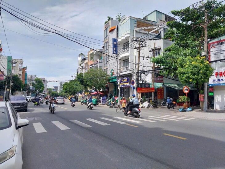 HÀNG THƠM CHỦ NGỘP GIẢM hơn 5 tỷ, BIỆT THỰ 412M2 MẶT TIỀN TRUNG TÂM TRỊ TRẤN CỦ CHI GIÁ