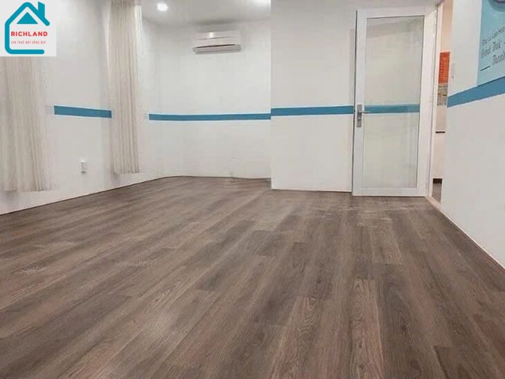 Cho thuê nhà 186-186A, Cách Mạng Tháng 8, p.10 Q.3