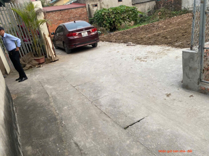 Cần bán mảnh đất thôn Cư An, Tam Đồng, Mê Linh, Hà Nội. Thửa đất vuông, đẹp, gần đường