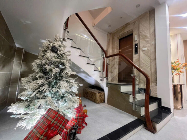 BÁN NHÀ NGỌC HÀ – SIÊU PHÂM – 10M OTO – 7 TẦNG THANG MÁY – 56M2X7T – 15.5 TỶ