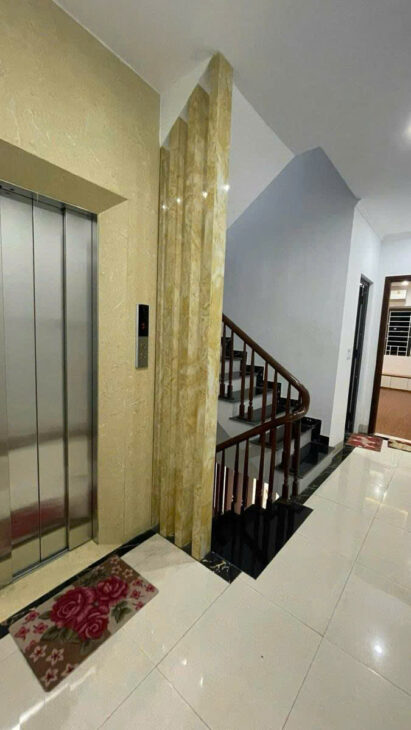 Bán nhà ngõ 460 Khương Đình – Ô tô tránh kinh doanh VP – 65m x 6 tầng thang máy giá 15,9 tỷ