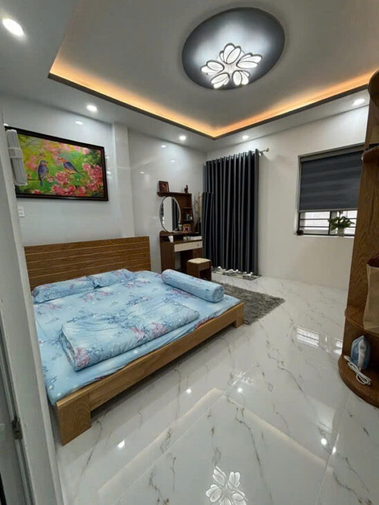 GIÁ MỀM NHẤT quận 11: giá mềm nhất 5.3 tỷ – Lạc Long Quân – DT: 4x10m, 1 lầu, 2pn. 2wc, hẻm 3m cách