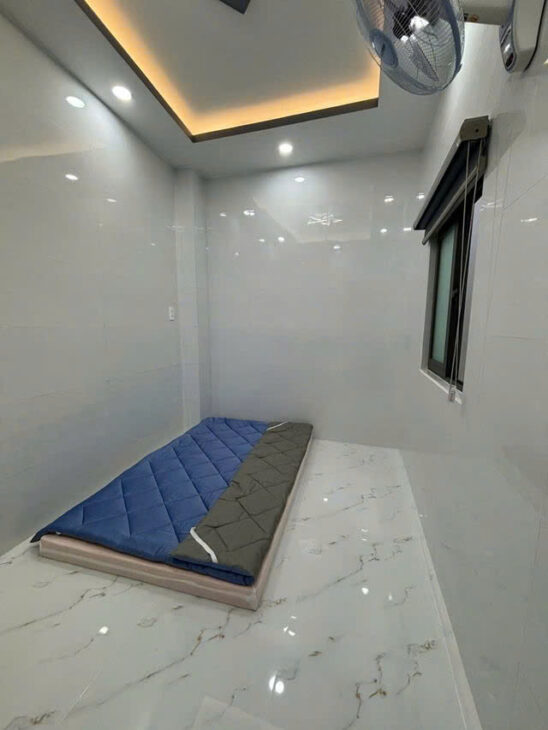 GIÁ MỀM NHẤT quận 11: giá mềm nhất 5.3 tỷ – Lạc Long Quân – DT: 4x10m, 1 lầu, 2pn. 2wc, hẻm 3m cách