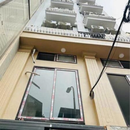 BÁN ngôi nhà 8 TẦNG – ở trung tâm SAU TRƯỜNG VĂN HOÁ thẩm mỹ và nghệ thuật – DT 120M² – DÒNG TIỀN