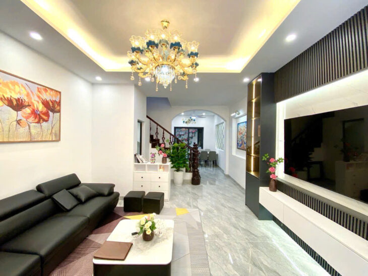 BÁN NHÀ TRUNG TÂM QUẬN THANH XUÂN, PHÂN LÔ VIP, VF3 LÙI CỬA, 10M Ô TÔ ĐỖ, NHÀ ĐẸP – 3 THOÁNG