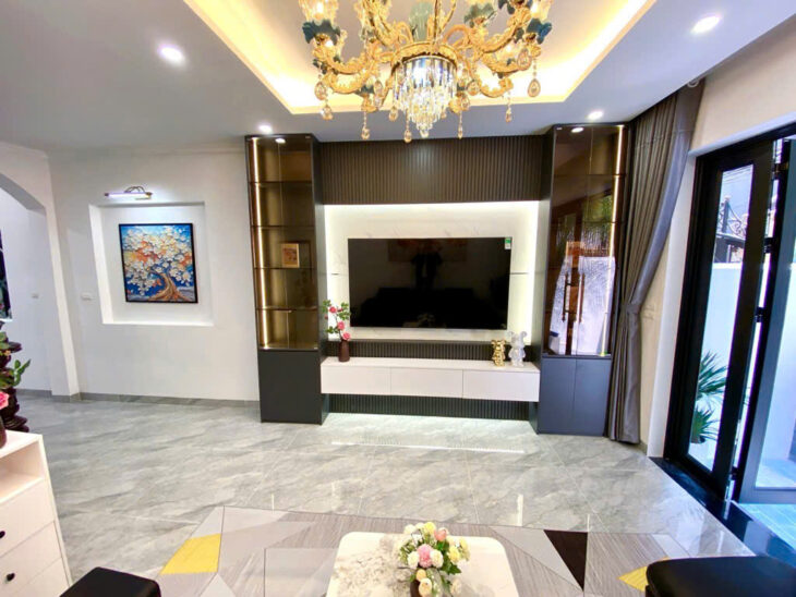 BÁN NHÀ TRUNG TÂM QUẬN THANH XUÂN, PHÂN LÔ VIP, VF3 LÙI CỬA, 10M Ô TÔ ĐỖ, NHÀ ĐẸP – 3 THOÁNG