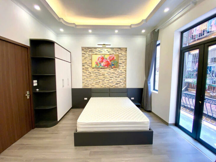 BÁN NHÀ TRUNG TÂM QUẬN THANH XUÂN, PHÂN LÔ VIP, VF3 LÙI CỬA, 10M Ô TÔ ĐỖ, NHÀ ĐẸP – 3 THOÁNG