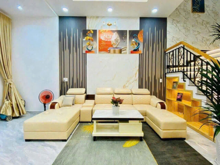 7.3 Tỷ Bán Nhà Kim Giang, Mới koong, Ô tô đỗ cổng– HƯỞNG TRỌN TIỆN ÍCH KĐT Linh Đàm 48m MT:5m