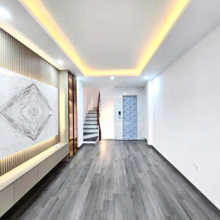 BÁN NHÀ LẠC LONG QUÂN – 6 TẦNG THANG MÁY – BÃI XE OTO SÁT NHÀ – 20M RA PHỐ – GẦN HỒ TÂY –