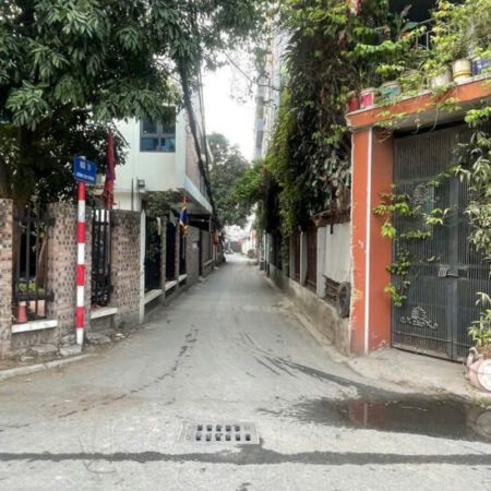 Bán đất thổ cư 70m2 Gia Thượng, Long Biên, 7.2 tỷ, sổ đỏ