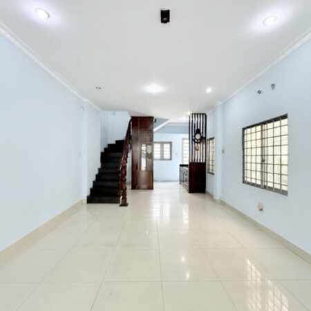 ???? NHÀ NỘI THẤT ĐẦY ĐỦ – NGAY CHỢ BÀ CHIỂU – HẺM XE HƠI KIA – SÁT MẶT TIỀN- 20m VUÔNG A4- 2 TẦNG ???? NHÀ NỘI THẤT ĐẦY ĐỦ – NGAY CHỢ BÀ CHIỂU – HẺM XE HƠI KIA – SÁT MẶT TIỀN- 20m VUÔNG A4- 2 TẦNG