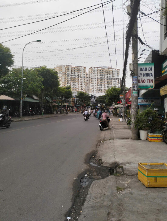BÁN MẶT TIỀN KINH DOANH SẦM UẤT DƯƠNG THỊ MƯỜI 140M2 NHỈNH 10 TỶ