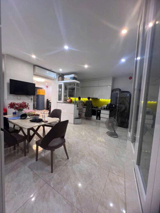 Bán Biệt Thự Siêu Hot , Tây Hồ , HN . DT 165m2 , 3T, MT 9m . Giá 48 tỷ .