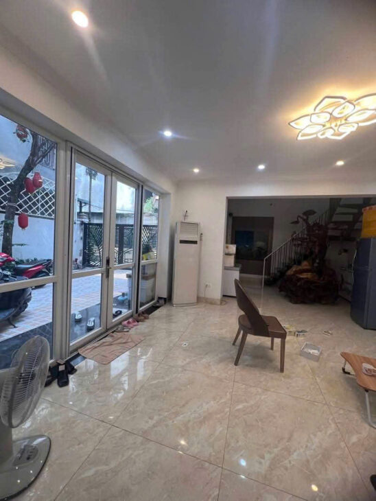 Bán Biệt Thự Siêu Hot , Tây Hồ , HN . DT 165m2 , 3T, MT 9m . Giá 48 tỷ .