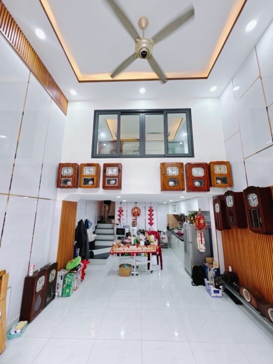 NHÀ BÁN MẶT TIỀN ĐOÀN VĂN BƠ.