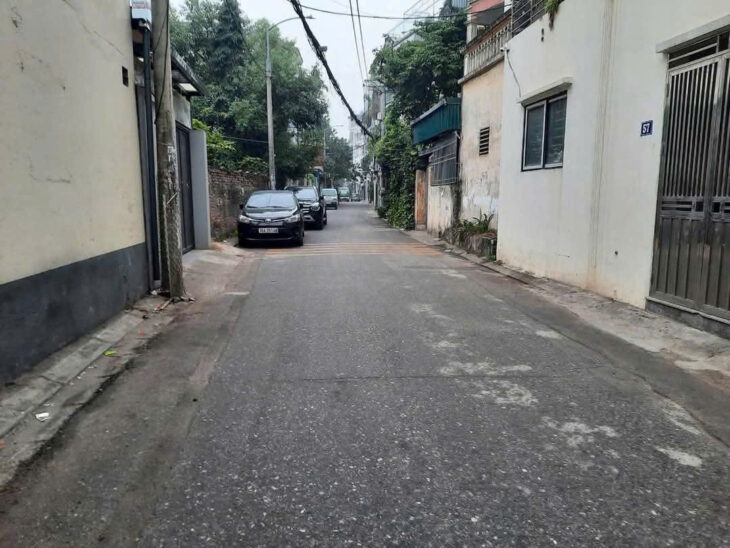 CHỦ GIẢM CHÀO BÁN GẤP ĐÁT GIANG BIÊN LONG BIÊN NHỈNH 3 TỶ 61 M