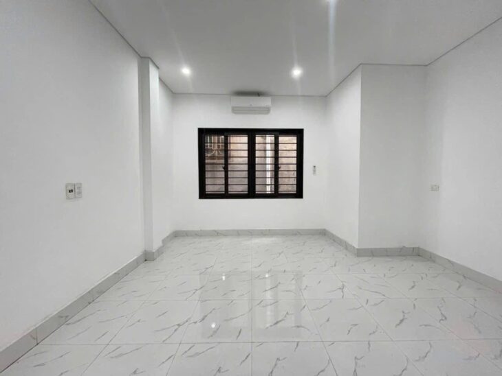 MẶT NGÕ TRẦN KHÁT CHÂN – 20M RA PHỐ – NHÀ MỚI ĐẸP KOONG – GIÁ 5.6 TỶ