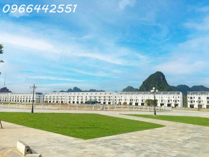 Bán căn Shophouse trung tâm thị trấn Hàng Trạm Yên Thủy sẵn sổ 138m VH 20m nhỉnh 6 tỷ