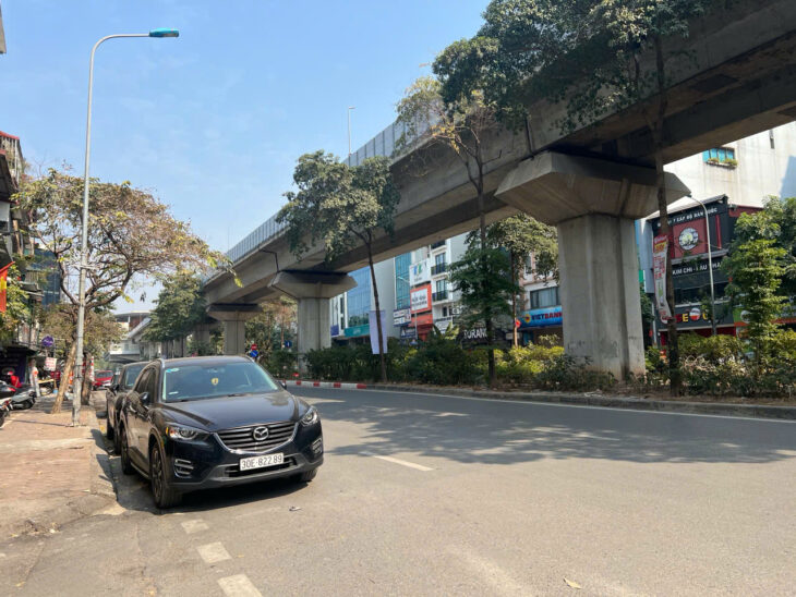 BÁN NHÀ MẶT PHÓ TRẦN QUANG DIỆU, DT 69M2,7T THANG MAY, PHỐ 2 CHIỀU THÔNG THOÁNG,