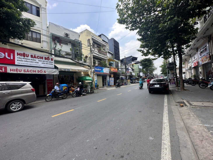 Bán nhà Mặt tiền,ngang 7m,Trần Thị Nghỉ,Cityland,3 tầng, đường 12m có vỉa hè,nhỉnh