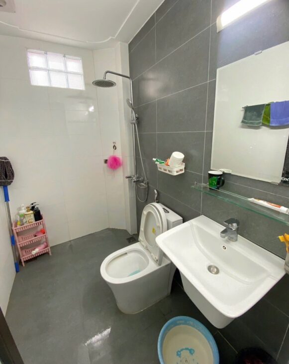 CẦN BÁN GẤP NHÀ ĐÀO TẤN – VỊ TRÍ TRUNG TÂM – NGÕ THÔNG BA GÁC – GIÁ 9.3 TỶ