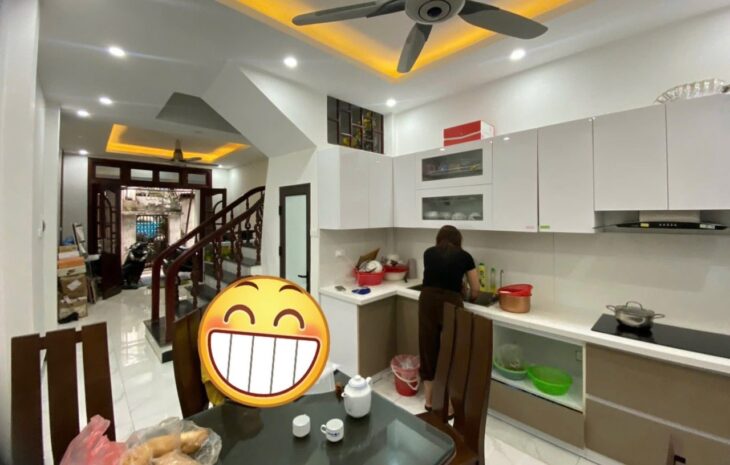 CẦN BÁN GẤP NHÀ ĐÀO TẤN – VỊ TRÍ TRUNG TÂM – NGÕ THÔNG BA GÁC – GIÁ 9.3 TỶ