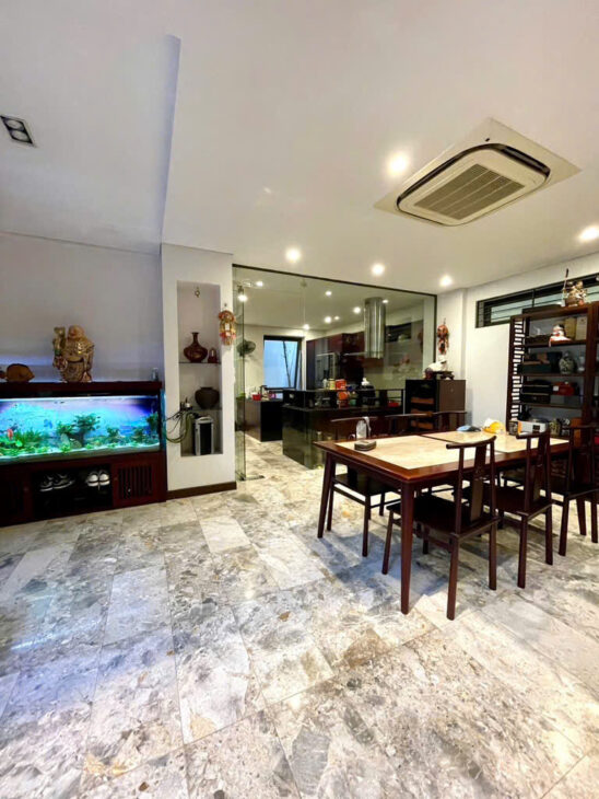 NHÀ VĨNH TUY 100M2 X 5 TẦNG – 28.5 TỶ – OTO NGỦ TRONG NHÀ – THANG MÁY – KINH DOANH SANG TRỌNG