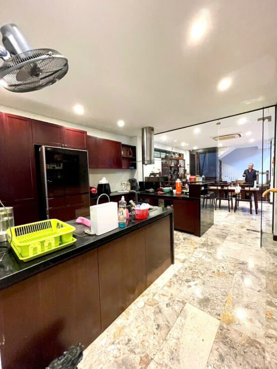 NHÀ VĨNH TUY 100M2 X 5 TẦNG – 28.5 TỶ – OTO NGỦ TRONG NHÀ – THANG MÁY – KINH DOANH SANG TRỌNG