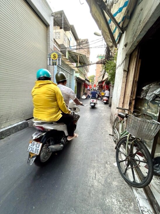 NGAY TRUNG TÂM QUẬN 4 – MẶT TIỀN ĐOÀN VĂN BƠ–THUẬN TIỆN KINH DOANH ĐA NGÀNH NGHỀ.