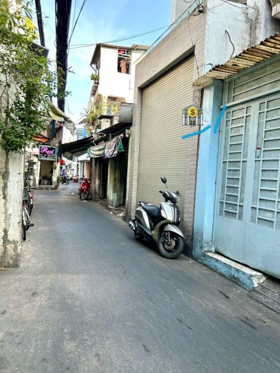 NGAY TRUNG TÂM QUẬN 4 – MẶT TIỀN ĐOÀN VĂN BƠ–THUẬN TIỆN KINH DOANH ĐA NGÀNH NGHỀ.